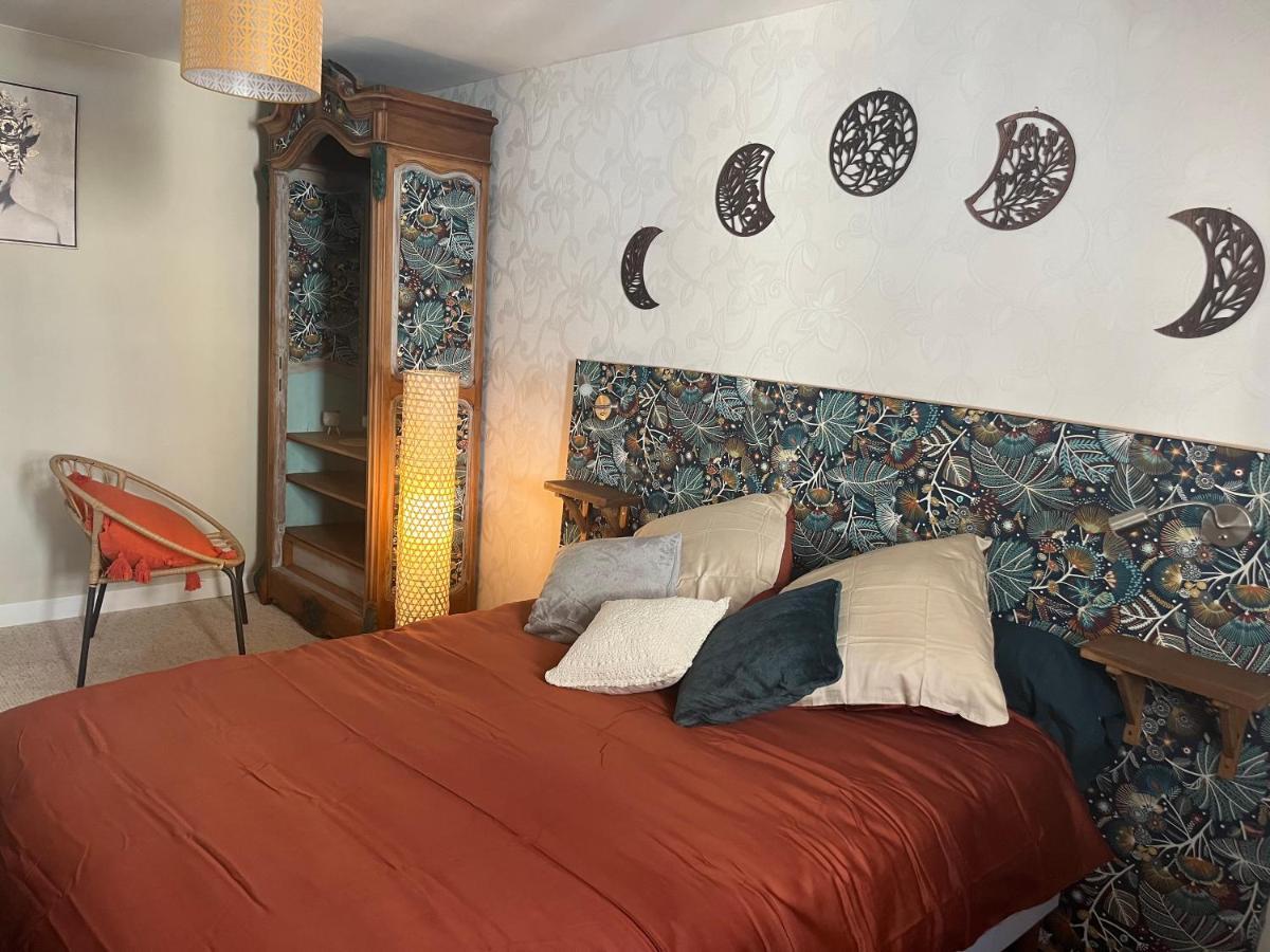 Appartement Les Avatars à Saint-Amand-Mont-Rond Extérieur photo